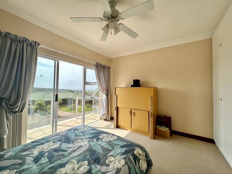 4 Bedroom Property for Sale in Stilbaai Wes Western Cape